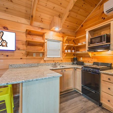 Great Escapes Rv Resort Bryan College Station Exterior photo